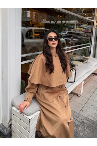 Laluvia Camel Çıkarılabilir Kapüşon Detaylı Pelerinli Trençkot - 85179 Camel