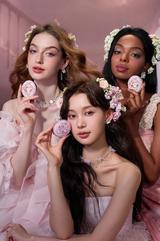 Flower Knows Midsummer Fairytales Velvet Embossed Blush Allık Allıklar Dreaming Butterfly 3