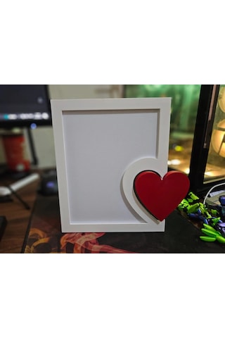 Buradabulabilirsin 3d Baskı Kalp Detaylı Fotoğraf Çerçevesi Masaüstü Romantik Çift Fotoğraf Çerçevesi Beyaz Kırmızı Bbz