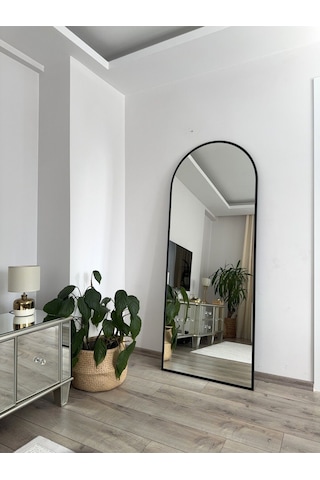 Effe Siyah Metal Çerçeveli 180 X 70 Cm Demonte Ayaklı Oval Boy Aynası