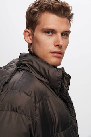 Ds Damat Regular Fit Antrasit Rüzgar Geçirmez Yoğun Elyaf Dolgulu Sıcak Tutan Çıkarılabilir Kapüşonlu 1HF07ORT09020 Antrasit