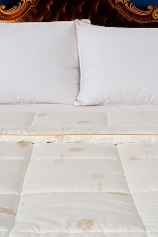 Varol Pure Woll King Size Yün Yorgan 215x235 Cm %100 Pamuk Kılıf Bez Çantalı Krem