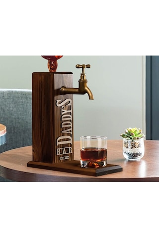 Bk Gift Kişiye Özel Kabartma Tarihli Babalar Günü Tasarımlı Musluklu Ceviz Ahşap Şarap Standı, Viski Çeşmesi, Babaya Hediye, İçecek Dispenseri-2
