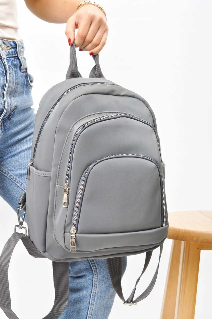 Tezzgelsin Unısex Su Geçirmez Saten Suni Deri Günlük Kullanım Sırt Çantası Gri