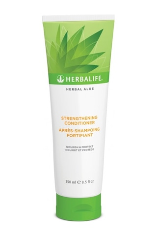 Herbalife Herbal Aloe Saç Bakım Kremi 250 ML Herbalife Herbal Aloe Saç Bakım Kremi 250 ML