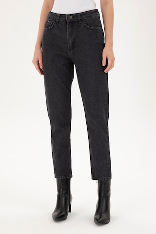 U.S. Polo Assn. Kadın Siyah Mom High Waist Fit Jean Pantolon 50295350-DN0027