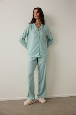 Penti Mint Sleep-In Yıldız Desenli Gömlek Yaka Uzun Kollu Pijama Takımı