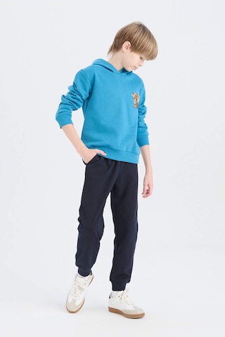 DeFacto Erkek Çocuk 2'li Takım Kapüşonlu Baskılı Sweatshirt Beli Lastikli Eşofman Altı D6872A824CWBE535