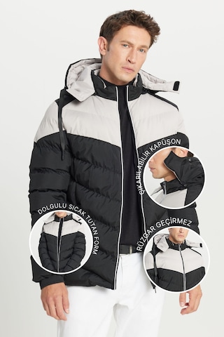 AC&Co / Altınyıldız Classics Erkek Sıyah-bej Standart Fit Normal Kesim Dik Yaka Kapüşonlu Yan Cepli Kaban Sıyah-bej