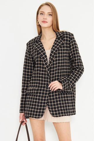 Armonika Kadın Bej Erkek Yaka Cep Kapaklı Vatkalı Oversize Ceket Arm-25k001060