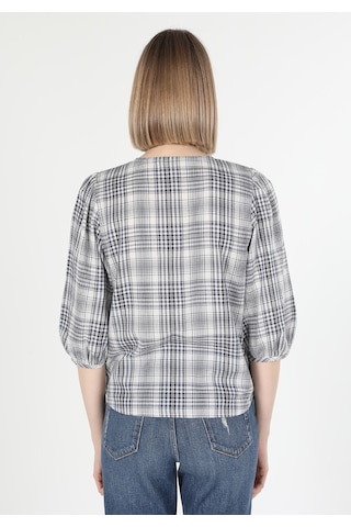 Colins Regular Fit Yuvarlak Yaka Ekoseli Kadın Lacivert Uzun Kol Gömlek Cl1059778 Q1.v2 Nav Lacivert