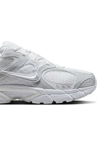 Nike Women's V5 Rnr Sneaker Beyaz Beyaz