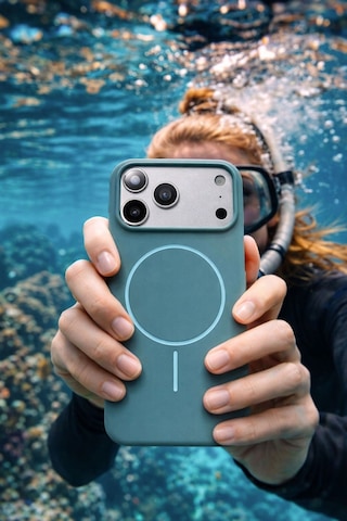 Apple iPhone 17 Pro Uyumlu İçi Kadife Magsafe Wireless Şarz Özellikli Mint Yeşil Renkli Telefon Kılıfı Resimdeki