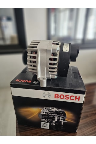 Şarj Dinamosu Fıat Linea - Punto - Egea - Doblo - Bravo 1.4 Benzinli Araçlar İçin Bosch Marka 90a 14v 1986a00733
