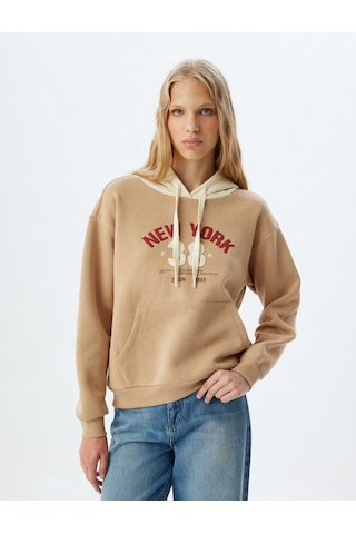 Koton Kolej Sweatshirt Kapüşonlu Baskılı Kanguru Cepli Rahat Kalıp Bej 5wal10444ık Ekru