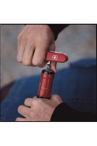 Victorinox 1.3713 Huntsman Kamp Çakı Kırmızı
