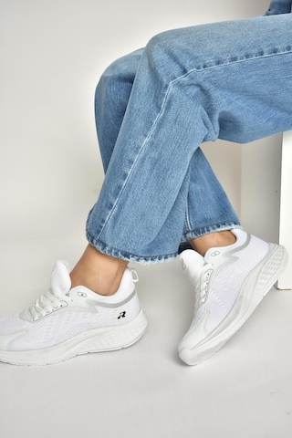 Fox Shoes Y702500804 Beyaz Kumaş Kalın Tabanlı Spor Ayakkabı Sneakers Beyaz
