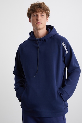 Malagos Erkek Içi Polarlı Yumuşacık 3 Iplik Içi Şardonlu Regular Kapüşonlu Lacivert Sweatshirt