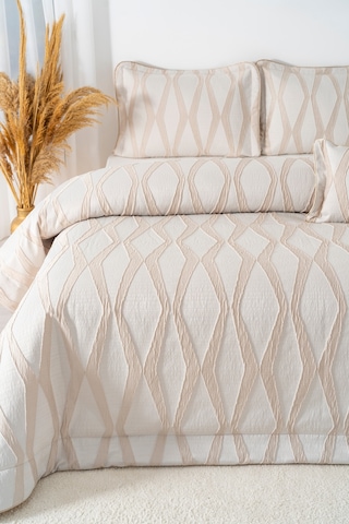 Carina Cappuccino Nakışlı Çift Kişilik Yatak Örtüsü Seti - 4 Parça Çeyiz Seti Bej