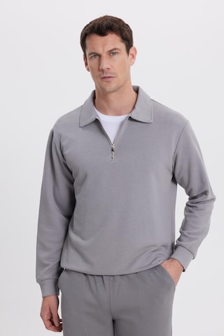 Tudors Erkek Relax Fit Rahat Kesim Pamuklu 3 İplik Fermuarlı Polo Yaka Gri Sweatshirt-41823 Gri