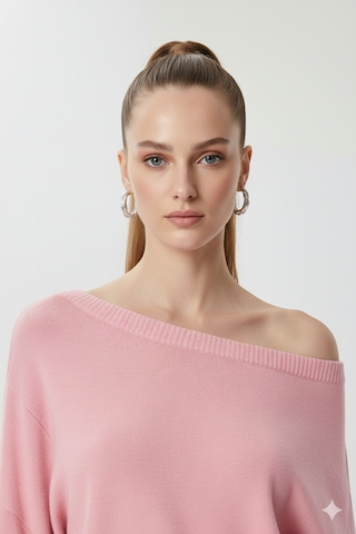 Fiolin Omuzu Açık Off Shoulder Triko Kazak Pembe