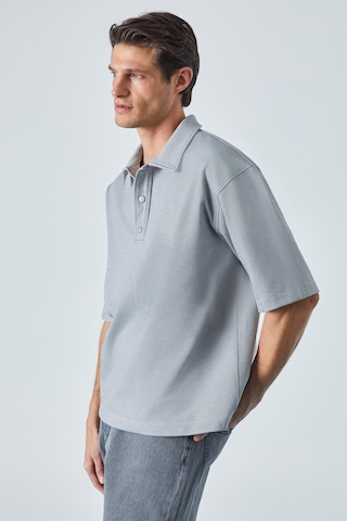 Grimelange Jucka Erkek Kısa Kollu Çıtçıt Kapamalı Oversize Fit Polo Yaka Gri T-shirt Gri
