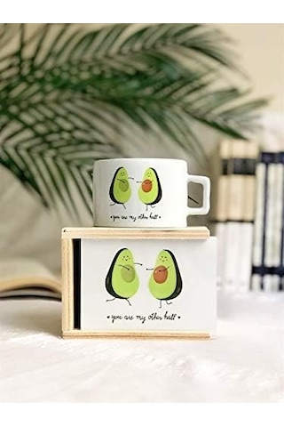 Giftmoda Avokado Tasarımlı Sen Benim Diğer Yarımsın Yastık Ve Ahşap Kutulu Kupa Hediye Seti