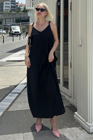 Madmext Siyah Askılı Oversize Uzun Elbise Mg2038-siyah