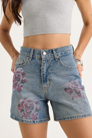 Shade Kadın Gül Desenli Renkli Taş Baskılı Yüksek Bel Denim Şort 424 60283441 - Mavi