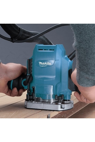 Makita M3601B 900 W Dik El Freze Makinesi