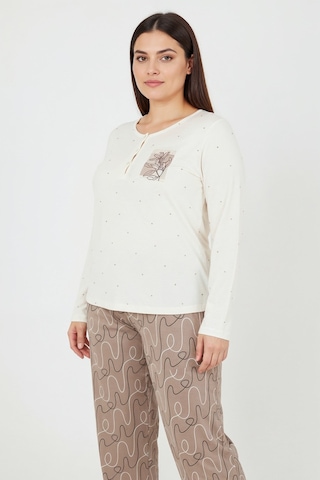 Bravie Üstü Puanlı Altı Çizgi Desenli Elite Viscose Uzun Büyük Beden Pijama Takımı Ekru 3585 Ekru