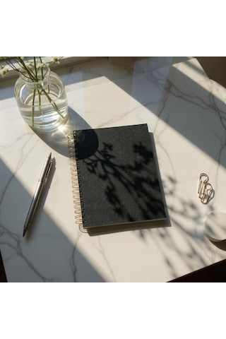 Çizgili Spiralli Not Defteri, A4 Boyut 21x29,7 Cm , 120 Yaprak 240 Sayfa , 90gr. Ivory Kağıt, Ofis İçin İdeal Siyah