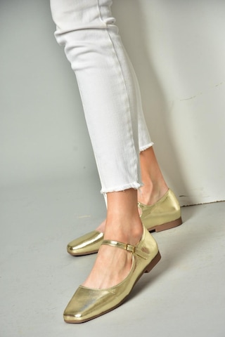 Fox Shoes S726252508 Altın Rugan Kadın Babet Altın