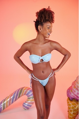 Holly Lolly Özel Yapım Parlak Kumaşlı Premium Mia Bikini Üstü Mavi