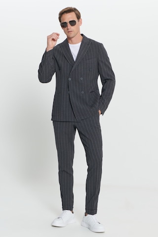 Altınyıldız Collectıon Erkek Antrasıt Slim Fit Kırlangıç Yaka Gofre Desenli Yünlü Takım Elbise Antrasit