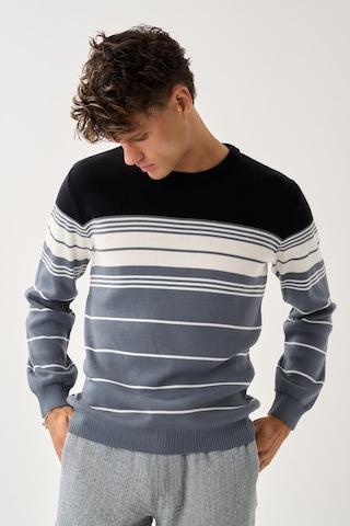 Çizgili Erkek Kazak Gri