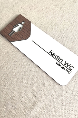 Kadın Wc Kapı Tabelası Mdf Tuvalet Yönlendirme Levhası 19x7 Cm Çift Katmanlı