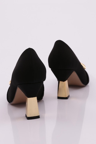 Dgn 30905 Kadin Üçgen Taşli Topuklu Ayakkabi 30905-1710-R11307 Siyah