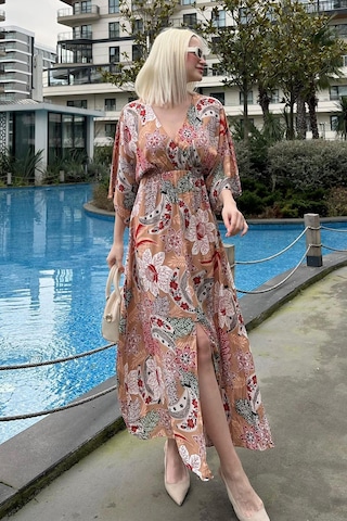 Madmext Camel Desenli Yırtmaç Detaylı Uzun Elbise Mg2325 Camel