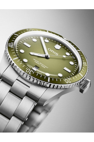 Oris Divers Sixty-five Date 01 733 7707 4057-07 8 20 18