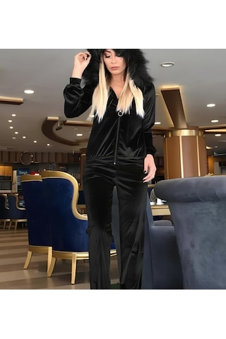 Buğrahayalin Kadın Uzun Kollu Önden Fermuarlı Kapşon Tüy Detaylı Kadife Bluz Ve Pantolon Ikili Takım Siyah