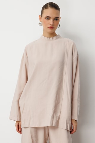 Mizalle Oversize Yüksek Yaka Modal Karışımlı Bej Rengi Tunik Bej