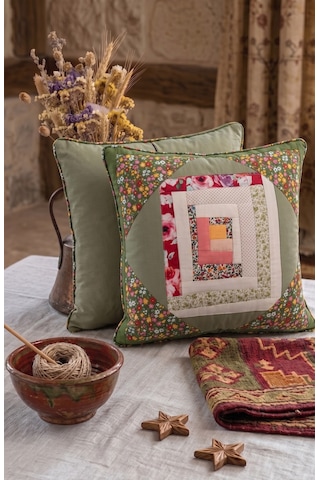 Poplin Pamuklu Kırkyama Patchwork Dekoratif Kırlent Kılıfı 45x45 Cm Çam Yeşili