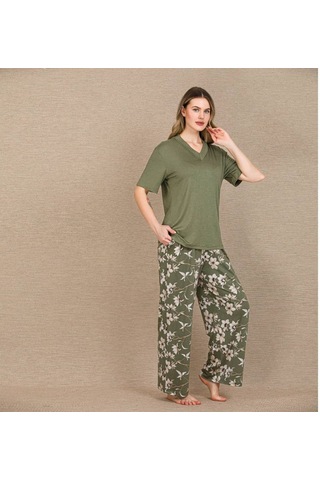 İkikareshop Şık Tasarım Çiçek Desenli Yeşil Kısa Kol Viskon Pijama Takımı Çok Renkli
