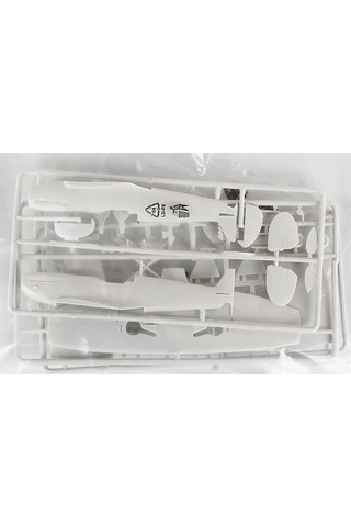 Mistercraft D178 1/72 Spitfire Mk. Vıııc Far East & Raaf Savaş Uçağı Plastik Model Kiti-51249