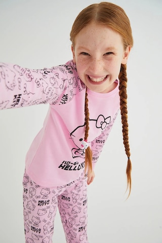 Hello Kitty Kız Çocuk Pembe Kız Uzun Kol Pamuklu Pijama Takımı Renklı