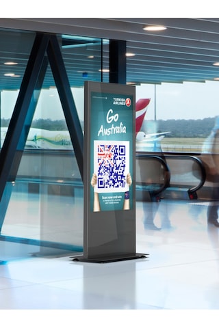 C01 65" Digital Signage Totem + Tcl Tm65n Signage Monitör
