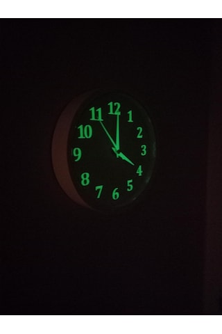 Fosforlu Gece Parlayan Beyaz Duvar Saati 4 Adet Çanta Hediyeli Beyaz
