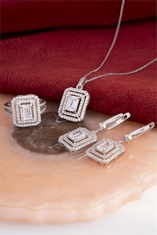 925 Ayar Gümüş Rodyumlu Full Beyaz Zirkon Taşlı Baget Bayan Takı Seti -8235 Gümüş