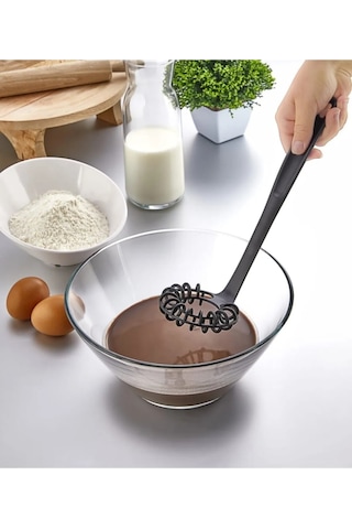 Pratik Spiral Çırpıcı Un- Yumurta - Krema Karıştırıcı Siyah